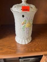 Vintage Belleek Glendarragh Covered vase.