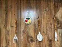 Kitchen wall decor