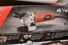 Skil grinder in box