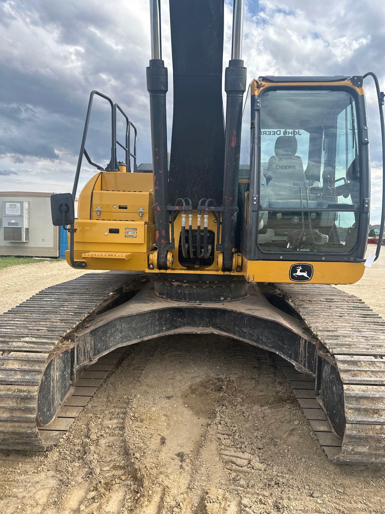 2019 Deere 250G Excavator