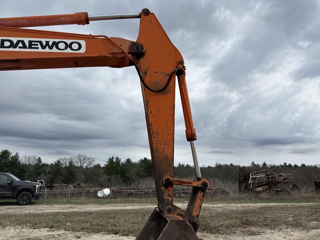 1994 Daewoo Dh320 Excavator