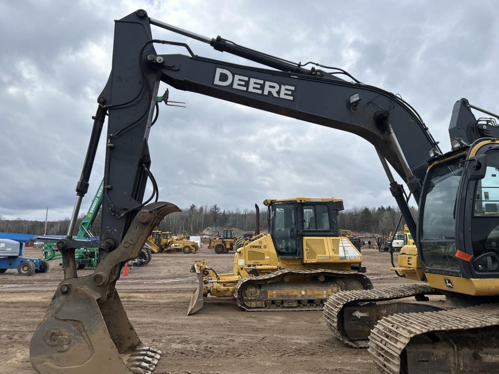 2015 Deere 180g Excavator