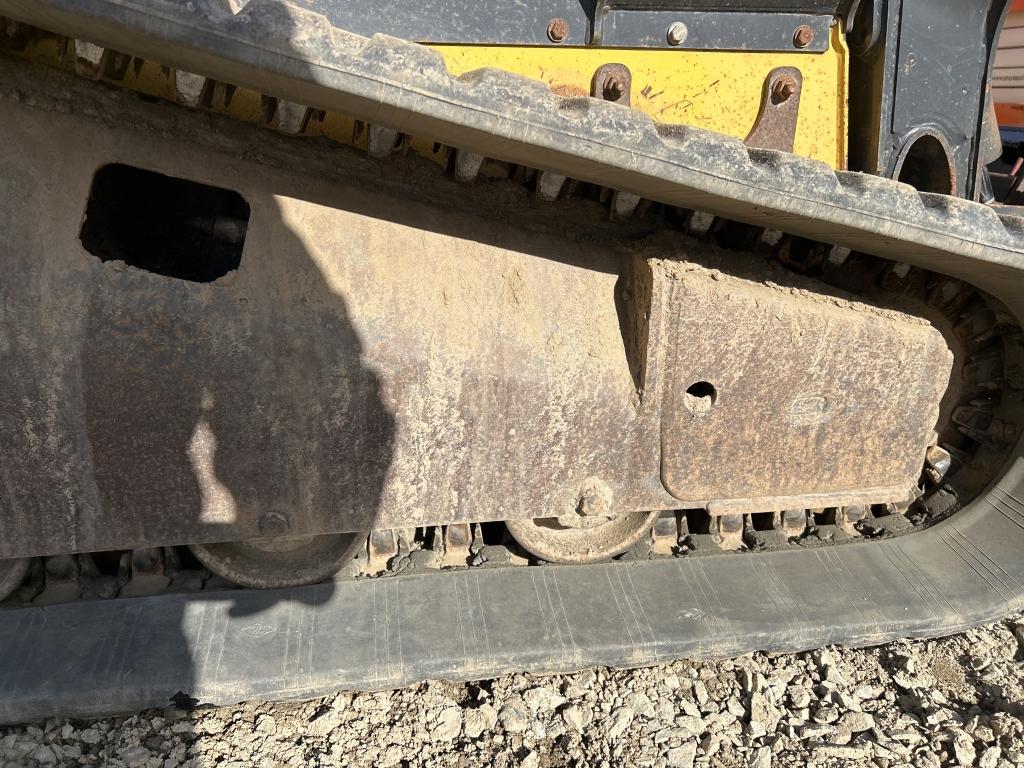 2012 New Holland C238 Skid Steer