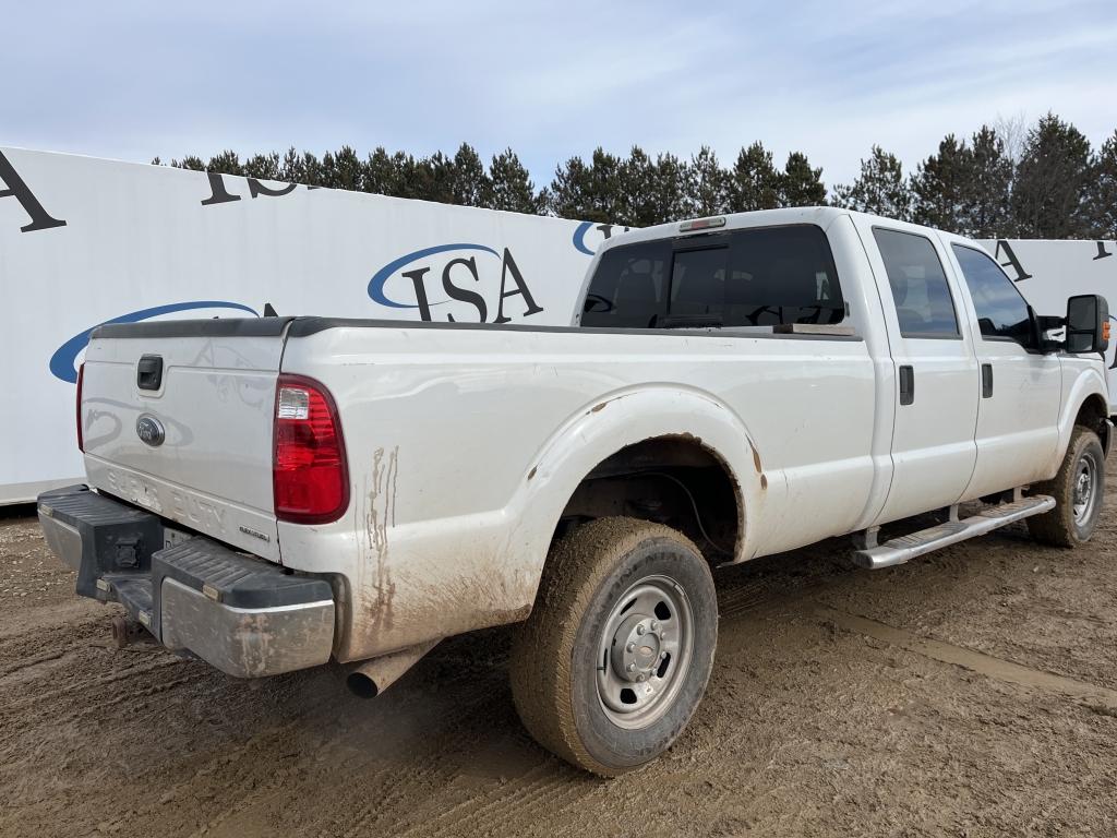 2015 Ford F350 Super Duty 4x4 Pickup Truck