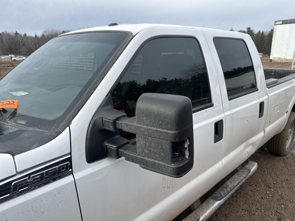 2015 Ford F350 Super Duty 4x4 Pickup Truck