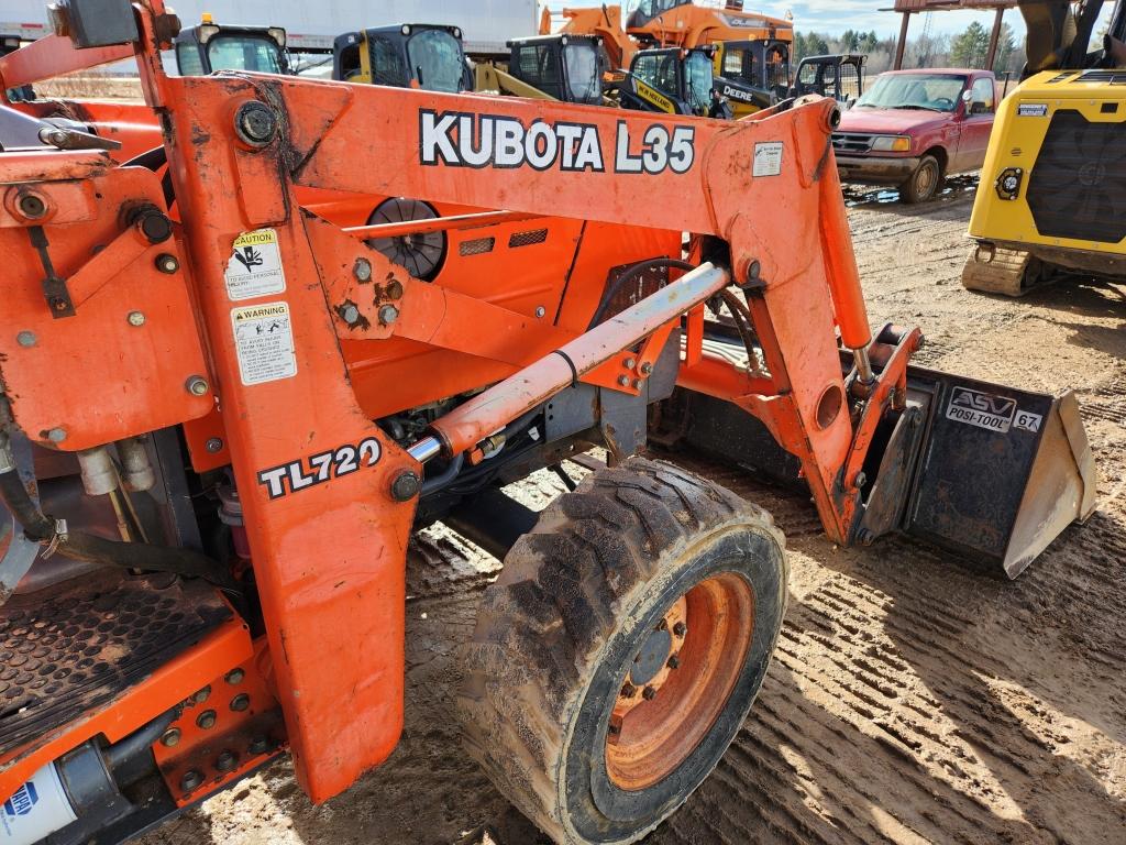 2000 Kubota L35 Tractor Backhoe