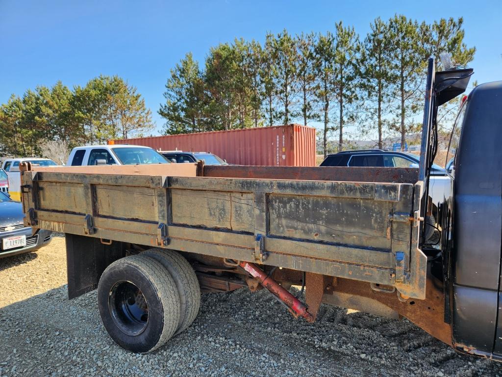 2005 Chevrolet 3500 Dump Box