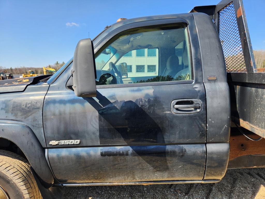 2005 Chevrolet 3500 Dump Box