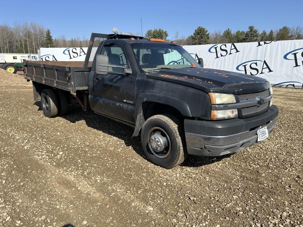 2005 Chevrolet 3500 Dump Box