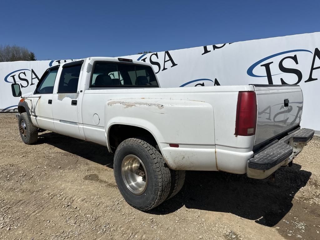 1997 Chevrolet 3500 4x4 Pickup Truck