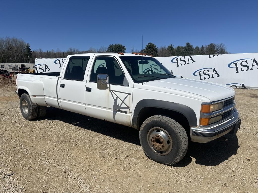 1997 Chevrolet 3500 4x4 Pickup Truck