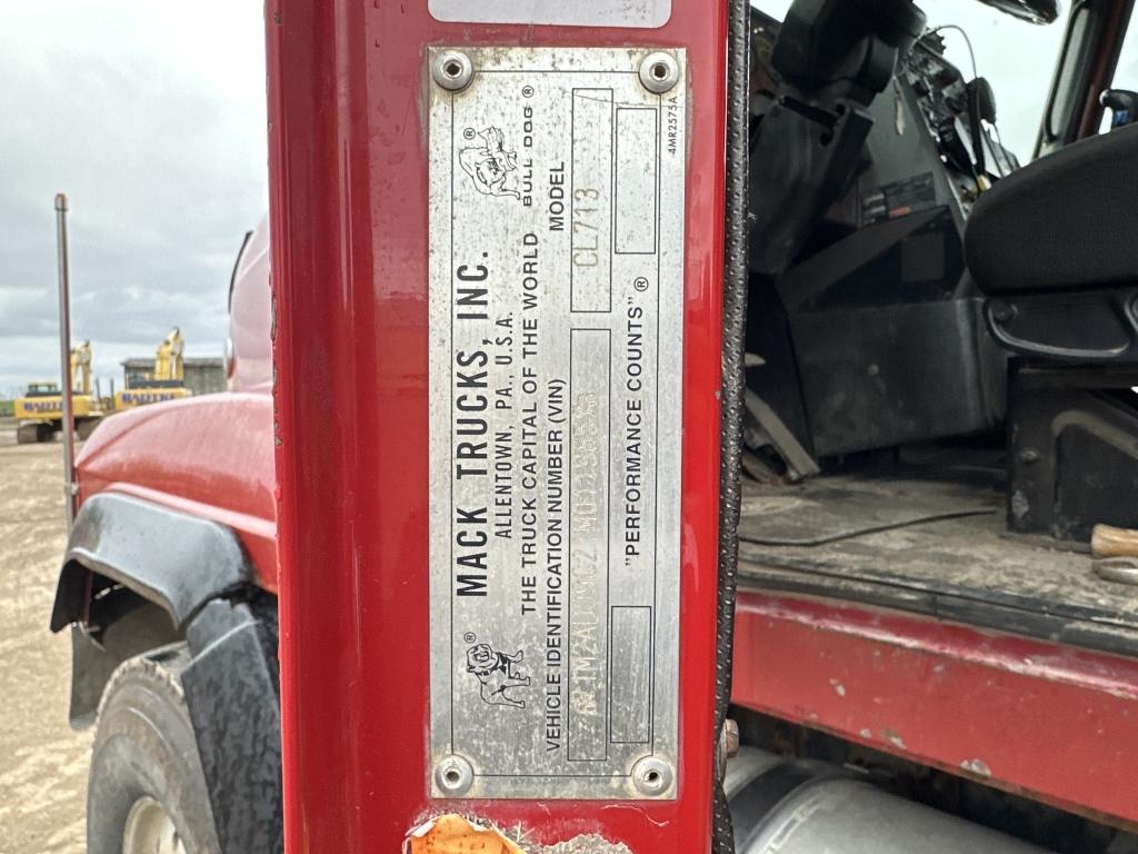 2001 Mack Cl713 Quad Axle Dump Truck