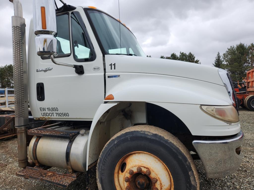 2011 International Durastar 4400 Straight Truck