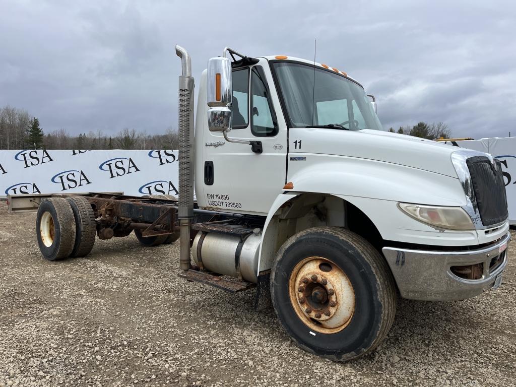 2011 International Durastar 4400 Straight Truck