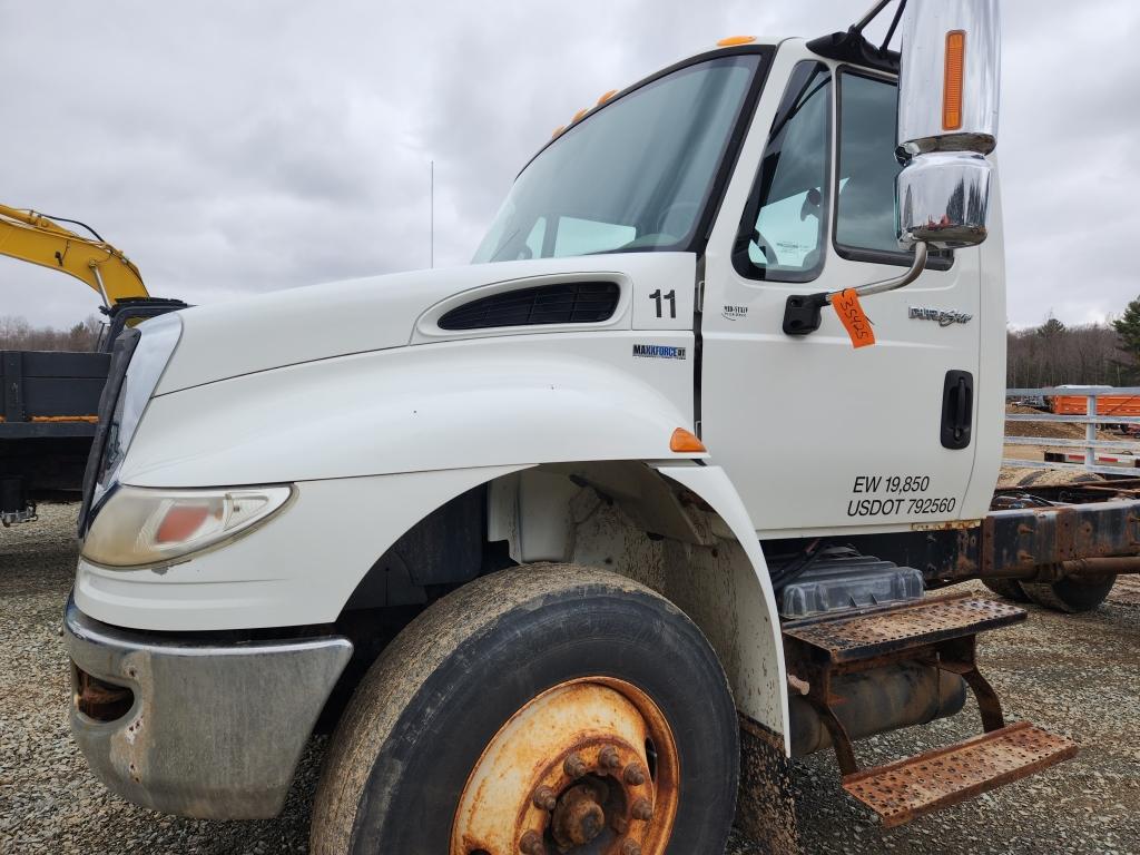 2011 International Durastar 4400 Straight Truck