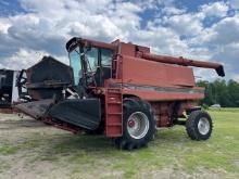 Case IH 1688 Combine & Header