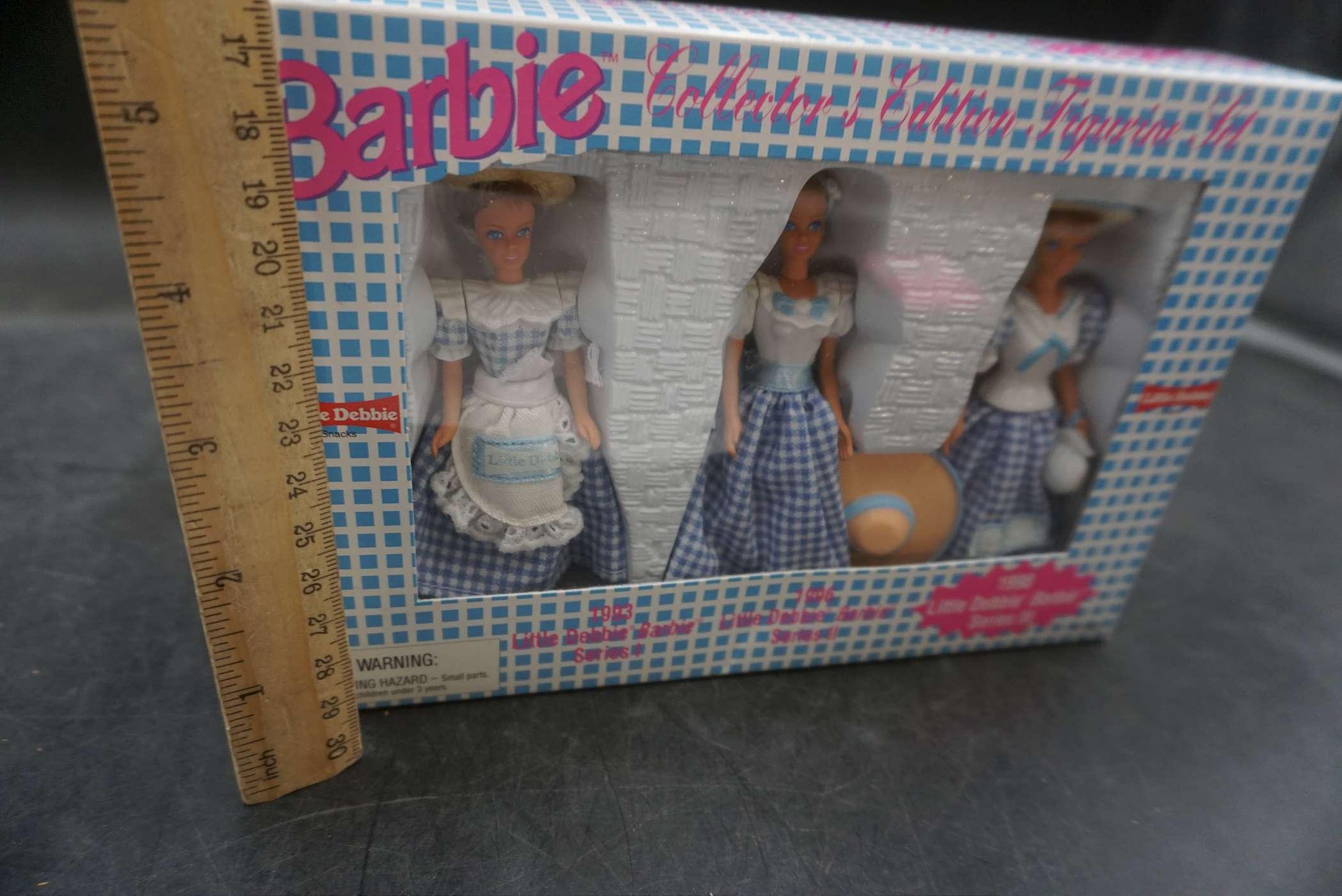 Barbie Collector'S Edition Figurine Set - Little Debbie