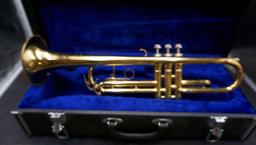 King Cleveland 600 W/ Mother of Pearl Buttons Trumpet In Case