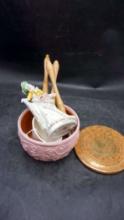 Trivet, Bowl, Chalkware, Figurine (Made In Occupied Japan), Kitchen Utensils