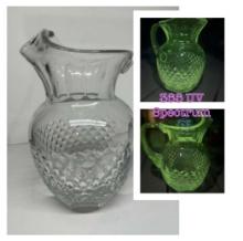 Vintage Paula Dps Diamond Pineapple Pattern Glass Pitcher - Uv Reactive
