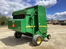 John Deere 568 Round Baler