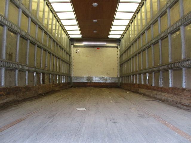 2012 KENWORTH T270 Van Truck