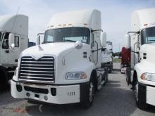 2016 MACK CXU613 Pinnacle Conventional