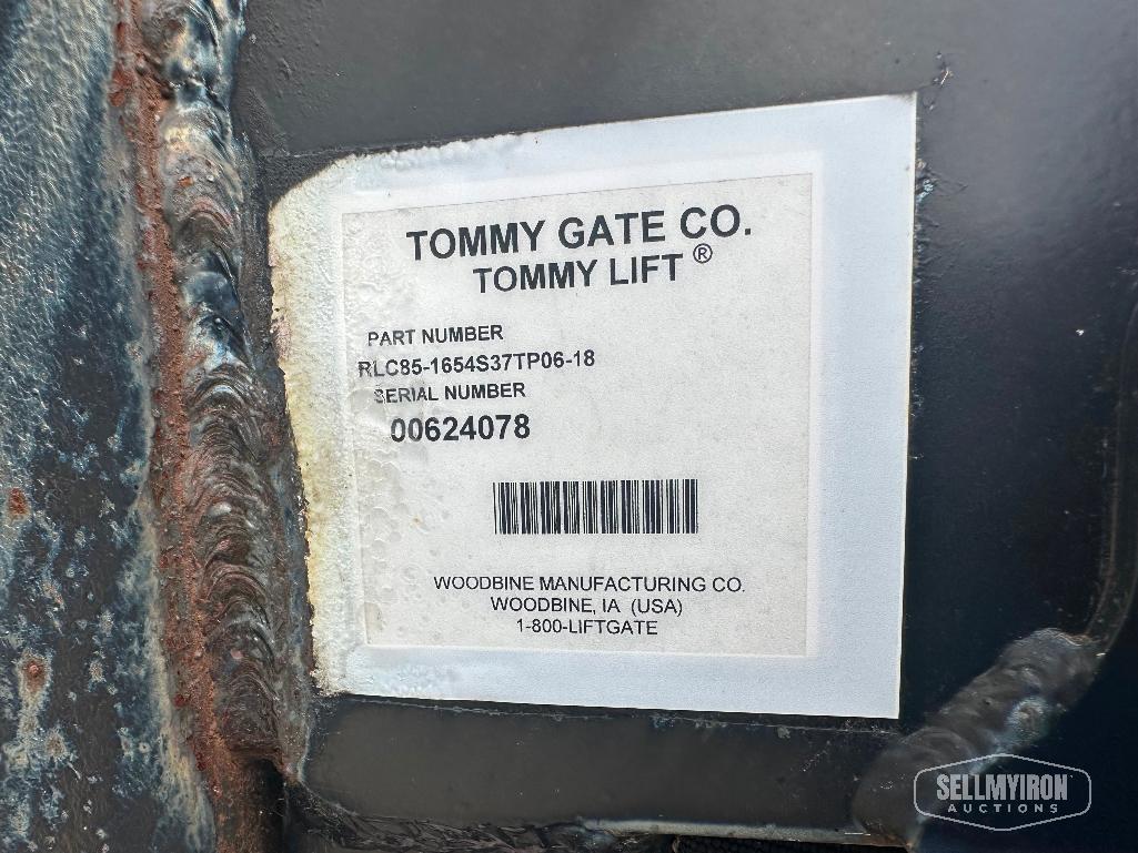 Tommy Gate Co Tommy Lift [YARD 1]
