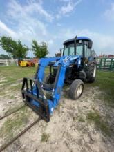 New holland TD80D Closed Cab AC/Heat 2100 hrs. 2WD Diesel has motor knock