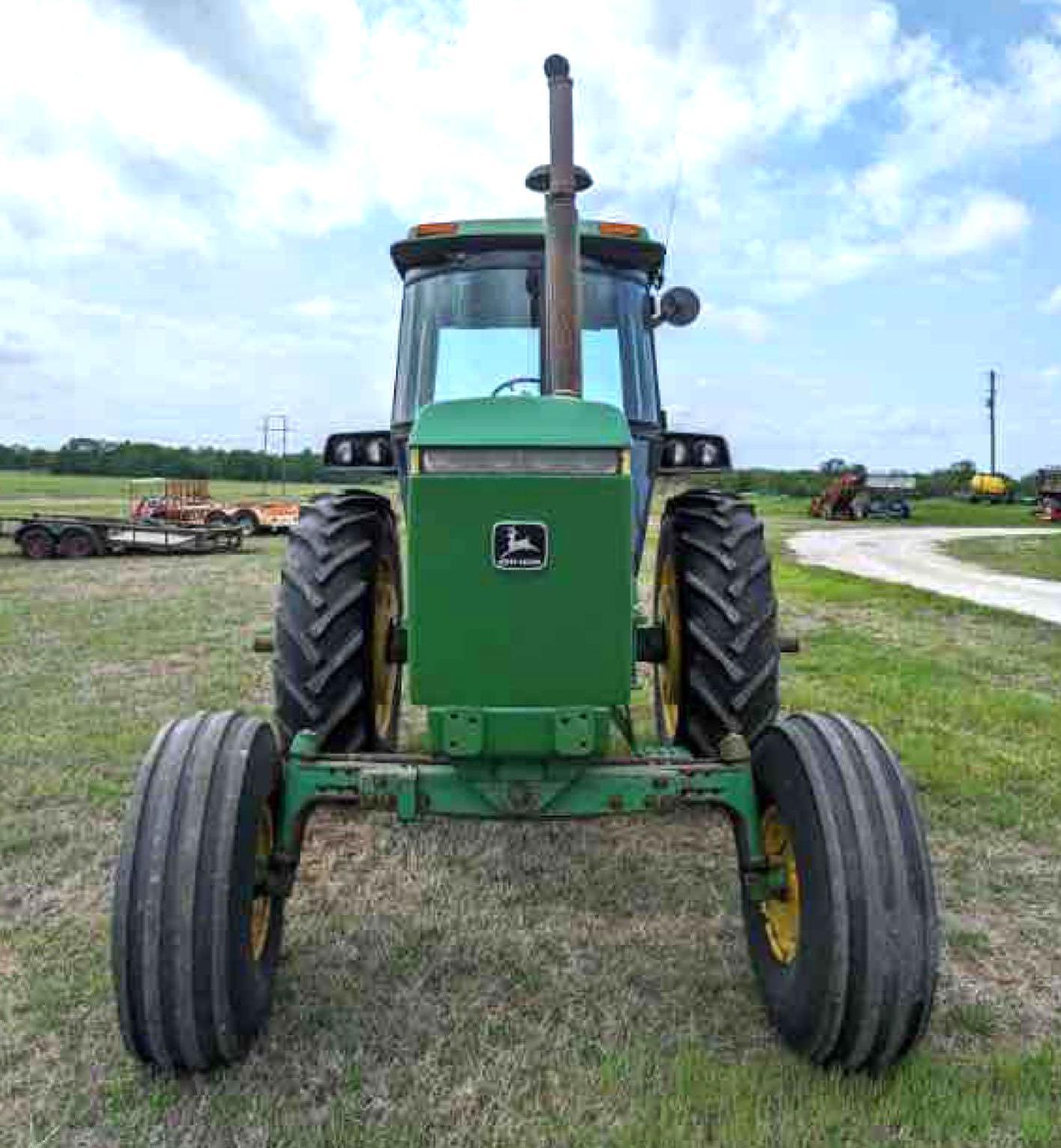 John Deere 4450 Tractor - 3504 hours - Runs - Super Clean