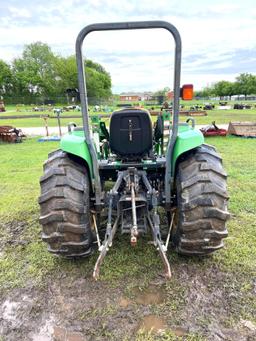 John Deere 4500 Tractor with 460 Front Loader - 813 hours - 4x4 - Missing the hood