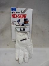 Franklin Youth Medium Nex-Skinz Batting Gloves.