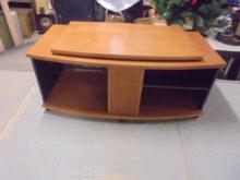 Wooden Flat Panel TV Stand/Entertainment Stand w/ Swivel Top