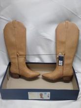 Universal Thread 7.5 Memory Foam Summer Boots. Light Brown.