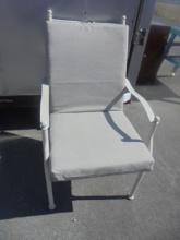 Metal Outdoor Patio Chair w/ Cushions
