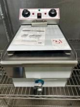 New Rovsan EH 101V Countertop Electric Fryer