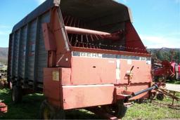 Gehl 970 Forage Wagon