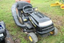 Yard Machine Lawn Mower w/bagger
