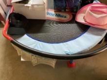 LITTLE TIKES TRAMPOLINE