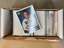 BOX OF HOCKEY CARDS