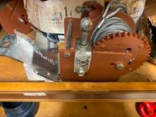 WORM GEAR WINCH