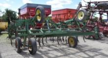 John Deere 1010 Field Cultivator