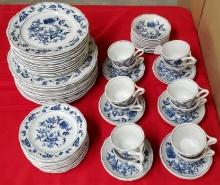 Set Of 12 With Extras Blue Danube Japan