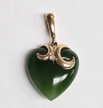 14k Gold Jade Heart Pendant with Diamond