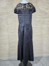 Pre-Owned Tadashi Shoji Maxi Dress