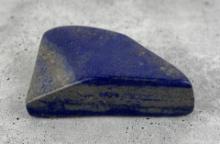 1475 Carats of Lapis Lazuli Stone Carving Media