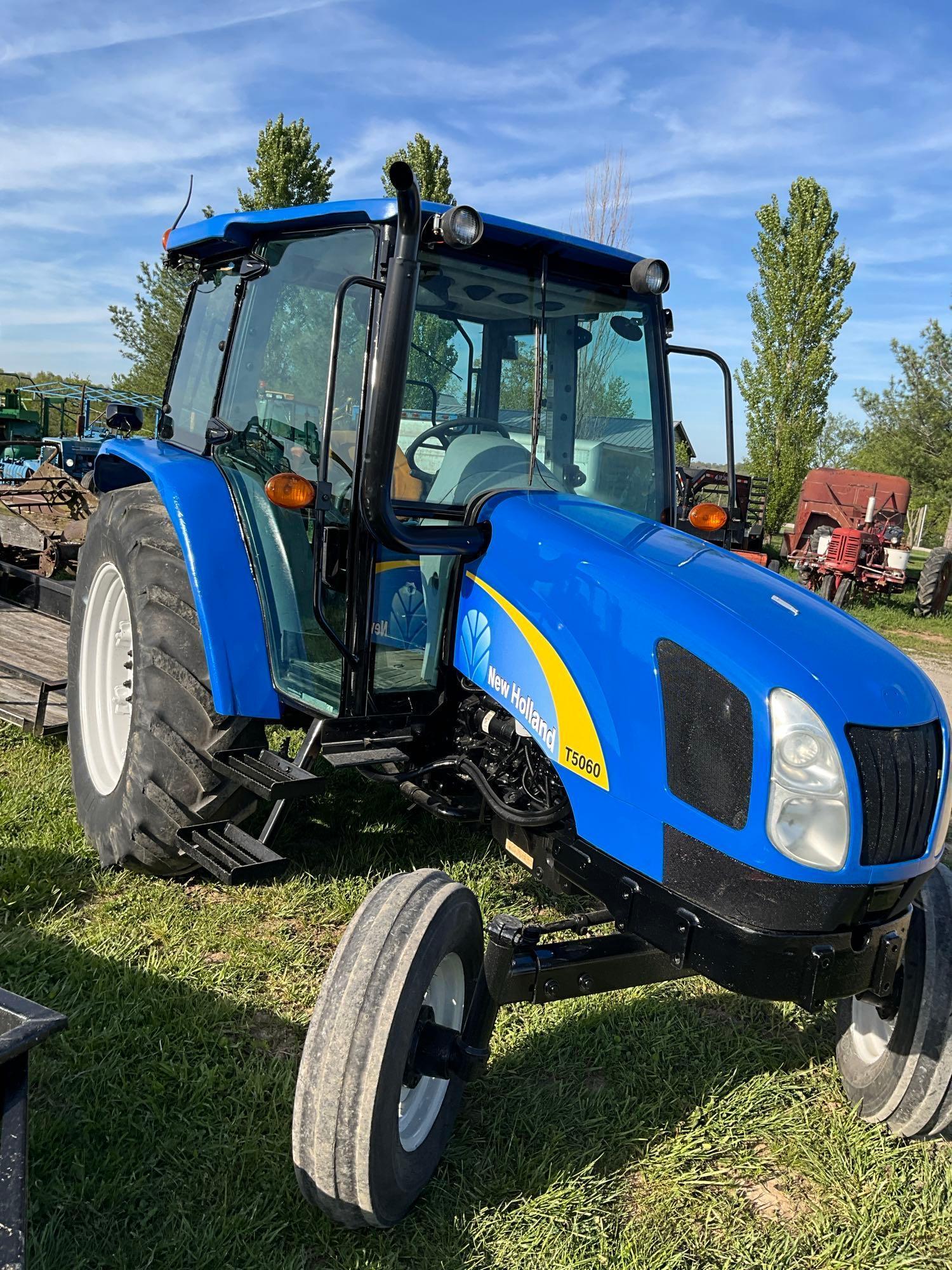 new holland t5060 cab tractor