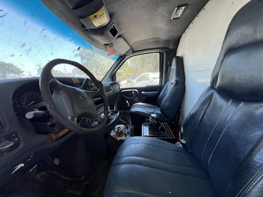 1997 Chevrolet 3500 Cab & Chassis High Cube Van