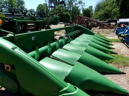 John Deere 608C 8 row wide Corn Header