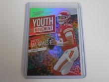 2020 PANINI PRESTIGE PATRICK MAHOMES YOUTH MOVEMENT HOLO CHIEFS